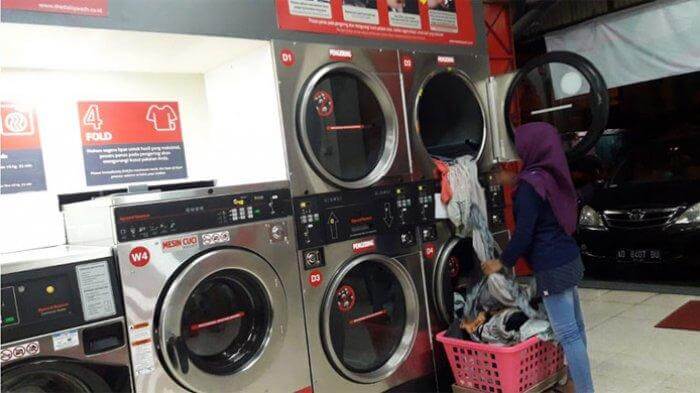 Jasa Pencucian Baju (Laundry)